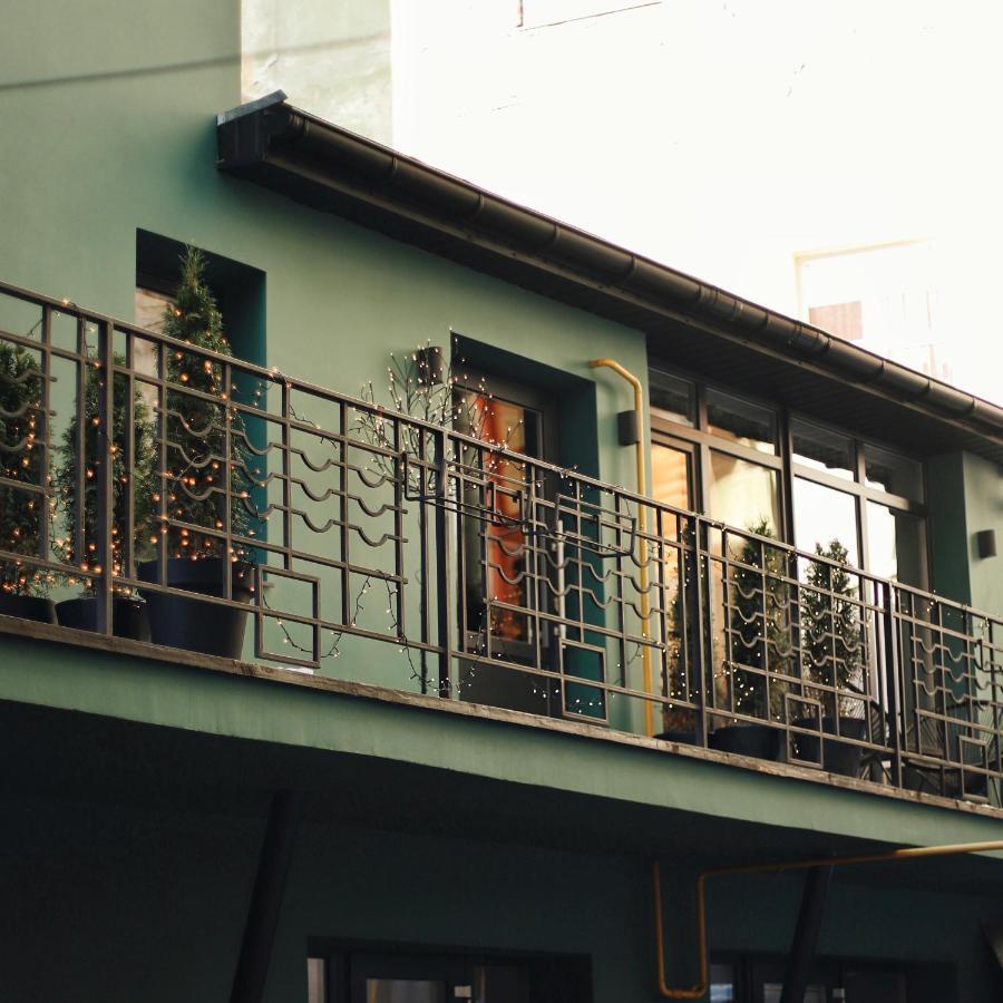 Yard Hostel & Coffee Cernăuți Exterior foto